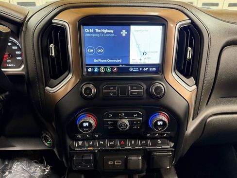 Used 2022 Chevrolet Silverado 2500 High Country w/ Safety Package II AWD/4WD image 18
