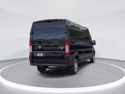 Used 2025 RAM ProMaster 2500 FWD image 5