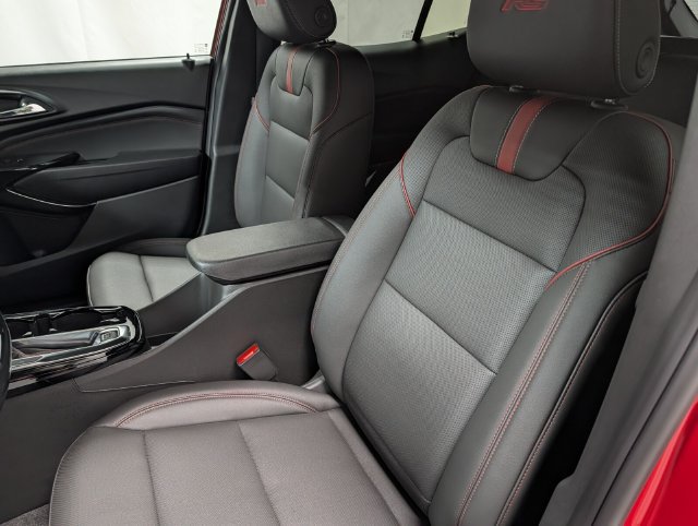 New 2026 Chevrolet Trax RS w/ Driver Confidence Package FWD image 10