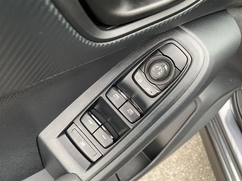 Used 2025 Subaru Crosstrek 2.0i Premium w/ Crosstrek Mirror Package image 18