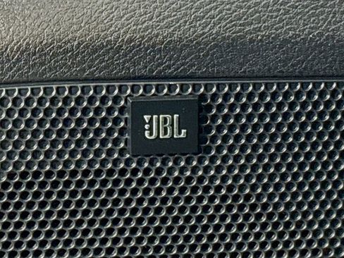 Used 2019 Toyota Tacoma TRD Off-Road image 21