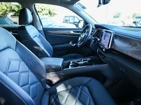 New 2026 Volkswagen Atlas SE image 25