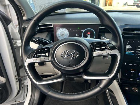 Used 2022 Hyundai Tucson Limited image 17