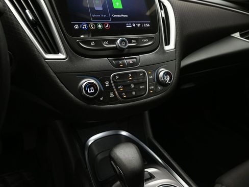 Used 2022 Chevrolet Malibu LT image 16