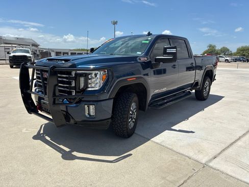 Used 2023 GMC Sierra 2500 AT4 w/ Gooseneck/5TH Wheel Package AWD/4WD image 7