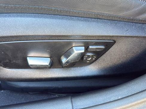 Used 2023 BMW 530i w/ Convenience Package RWD image 13
