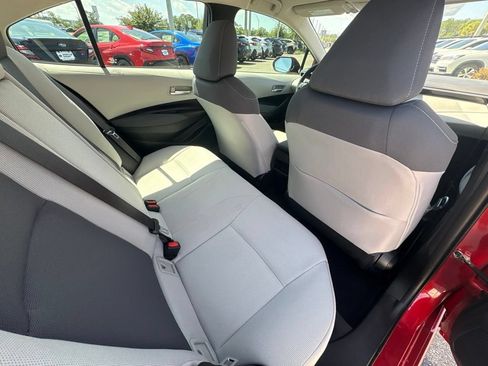 Used 2021 Toyota Corolla LE w/ LE Convenience Package FWD image 19