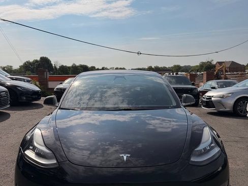 Used 2018 Tesla Model 3 RWD image 5