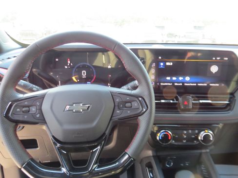 New 2026 Chevrolet TrailBlazer RS FWD image 17