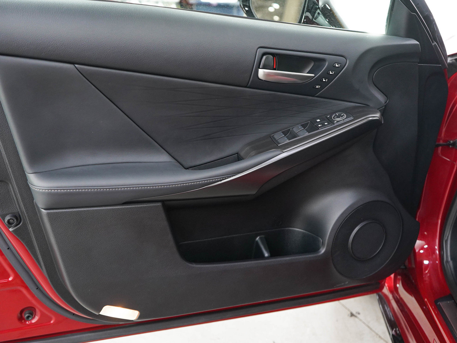 Used 2022 Lexus IS 350 F Sport w/ Dynamic Handling Package AWD/4WD image 17
