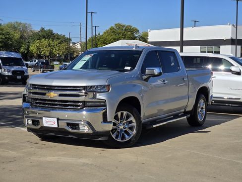 Used 2022 Chevrolet Silverado 1500 LTZ w/ LTZ Convenience Package II RWD image 1