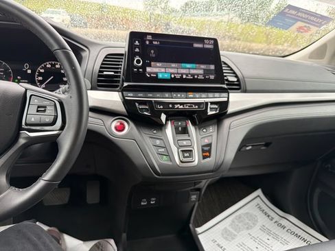 Used 2025 Honda Odyssey EX-L image 26