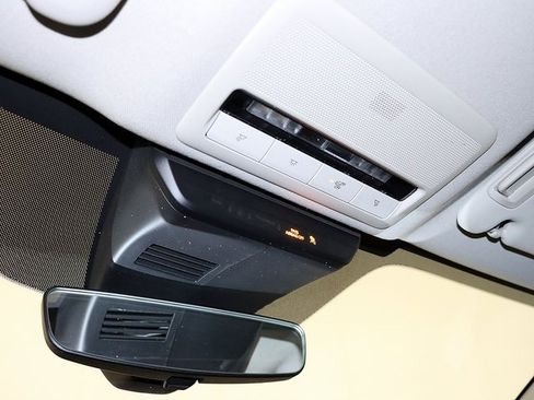 Used 2020 MAZDA MAZDA3 AWD Sedan w/ Select Package image 22