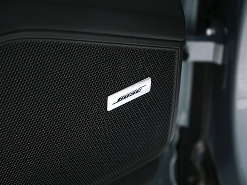 Certified 2026 Porsche Cayenne AWD image 7