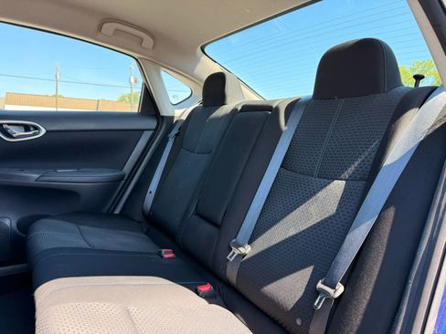 Used 2016 Nissan Sentra SR FWD image 13