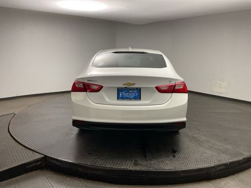 Certified 2018 Chevrolet Malibu LT FWD image 7