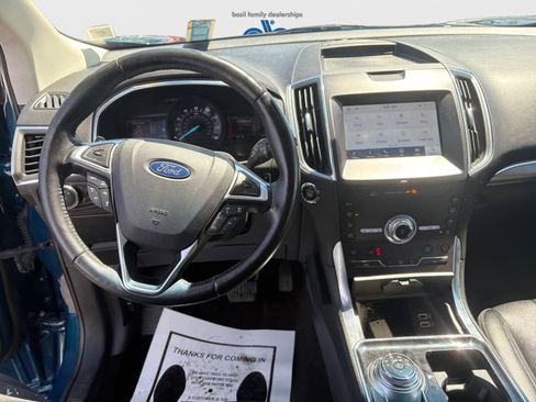 Used 2020 Ford Edge Titanium w/ Equipment Group 301A AWD/4WD image 11