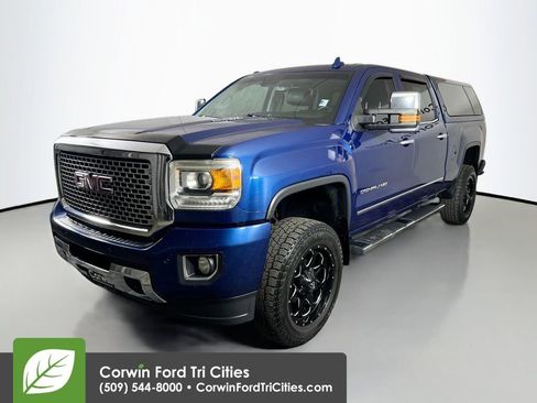 Used 2016 GMC Sierra 2500 Denali w/ Duramax Plus Package image 5