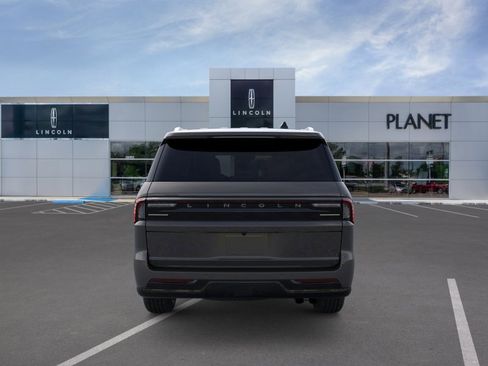 New 2026 Lincoln Navigator L Black Label AWD/4WD image 5