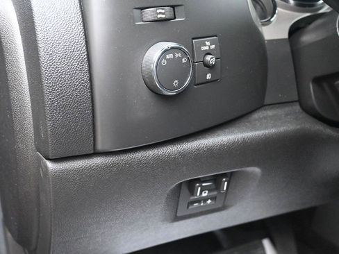 Used 2011 Chevrolet Silverado 2500 LT w/ Interior Plus Package image 36