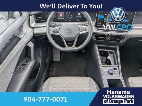 Certified 2025 Volkswagen Tiguan S FWD image 17