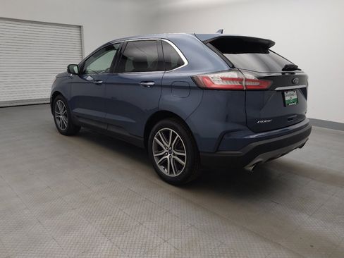Used 2019 Ford Edge Titanium w/ Equipment Group 301A FWD image 5