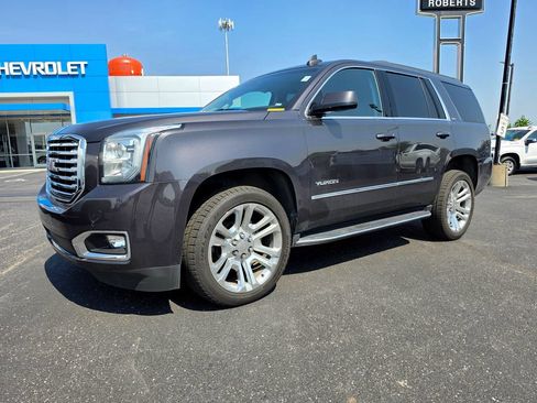 Used 2018 GMC Yukon SLT w/ Premium Edition AWD/4WD image 2