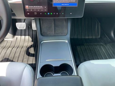 Used 2022 Tesla Model 3 Performance image 9