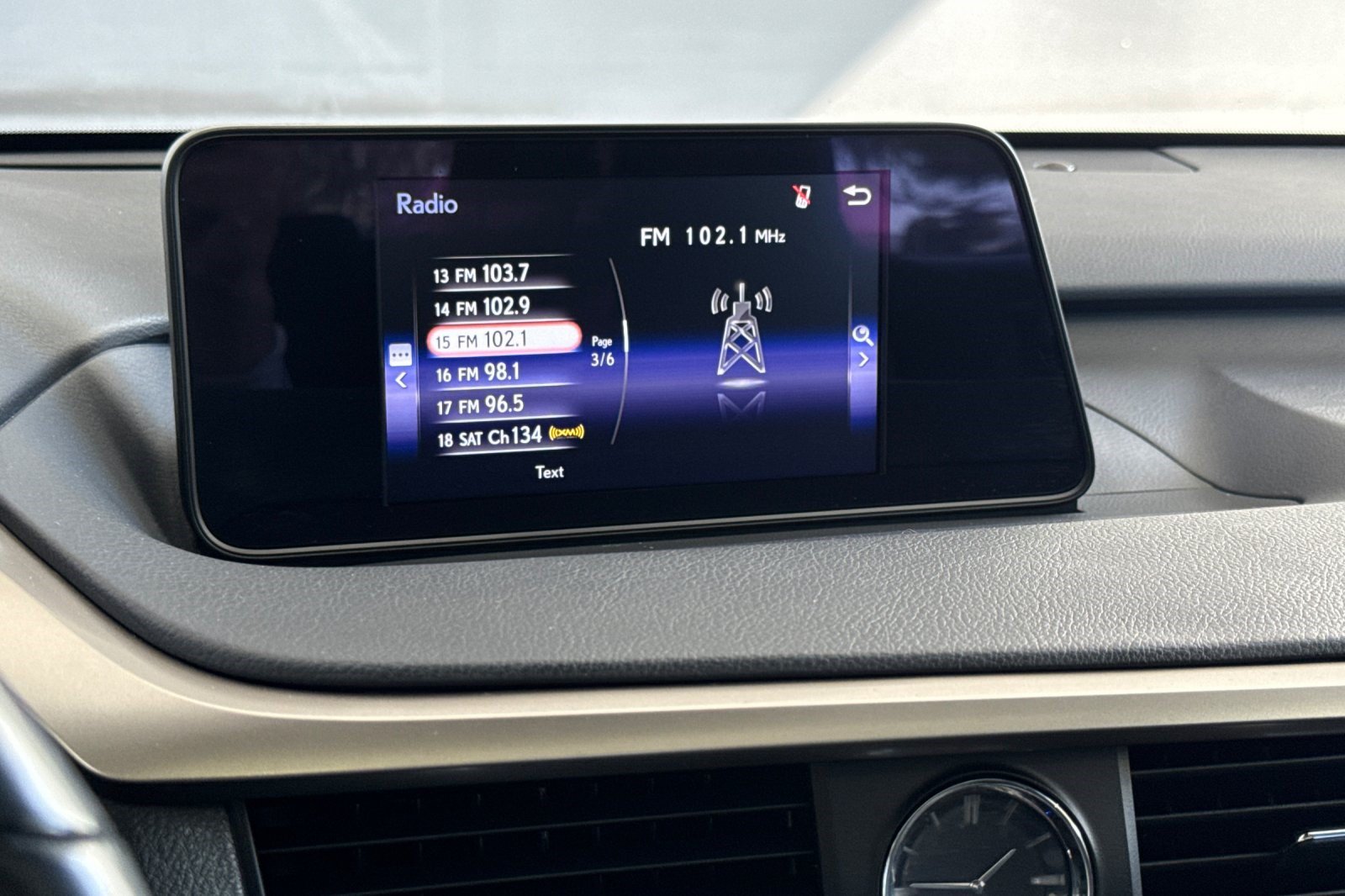 Used 2018 Lexus RX 350 AWD w/ Accessory Package image 24