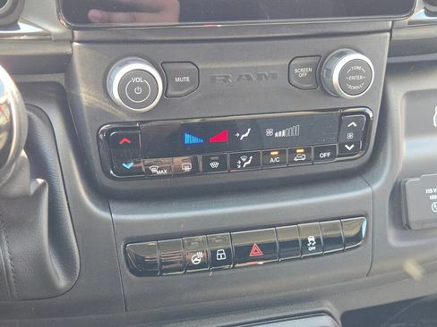 New 2026 RAM ProMaster 3500 w/ Premium Convenience Group FWD image 26