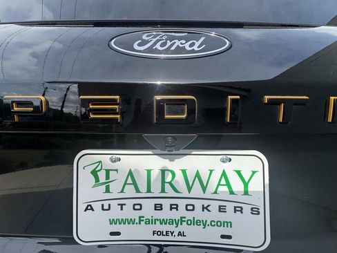 Used 2025 Ford Expedition Tremor image 30