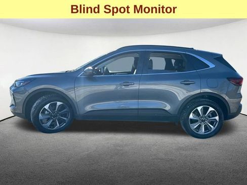 Used 2025 Ford Escape Platinum image 6