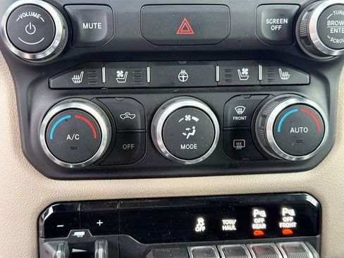 Used 2019 RAM 1500 Laramie w/ Sport Appearance Package image 33