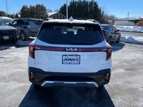 New 2026 Kia Seltos S image 6