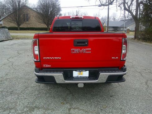 Used 2016 GMC Canyon SLE image 4