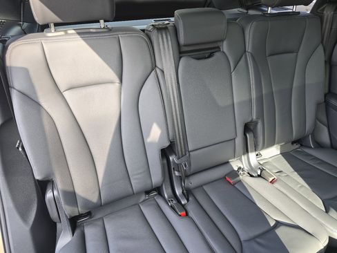 Certified 2025 Audi Q7 2.0T Premium Plus w/ Premium Plus Package image 33