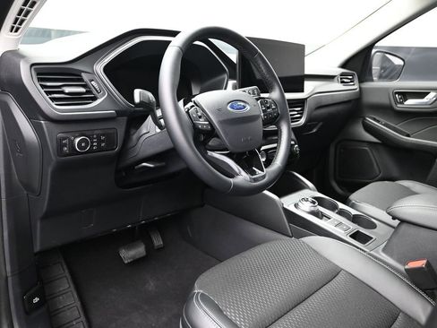 New 2026 Ford Escape SE image 19