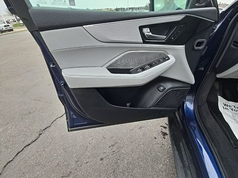 Certified 2024 Acura MDX SH-AWD w/ Technology Package image 12