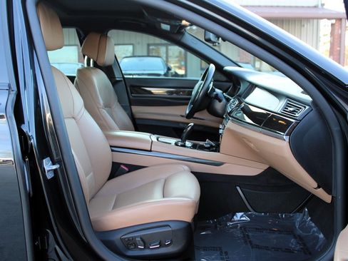 Used 2014 BMW 750Li 750Li image 16