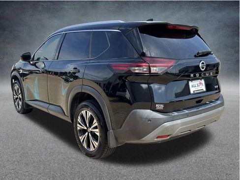 Used 2021 Nissan Rogue SV w/ Premium Package FWD image 6