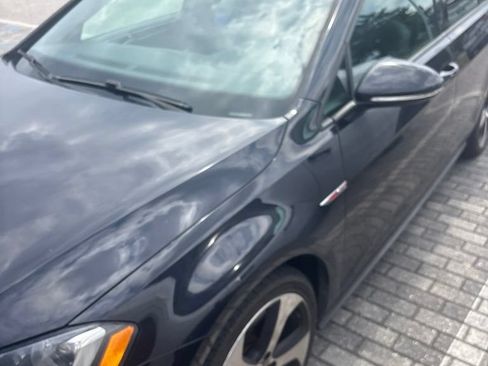 Used 2016 Volkswagen GTI SE FWD image 4