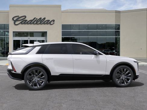 New 2025 Cadillac Lyriq Sport image 5