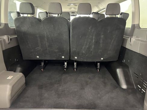 Used 2023 Ford Transit 350 XLT image 26
