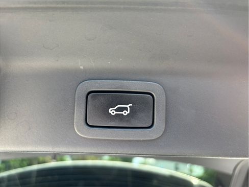 Used 2020 Jaguar F-PACE Premium AWD/4WD image 52