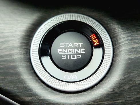 Used 2023 Jeep Grand Cherokee 4WD 4xe image 21
