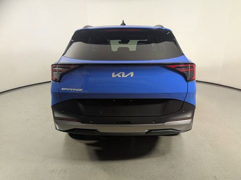 New 2026 Kia Sportage EX w/ EX Panorama Roof Package FWD image 6