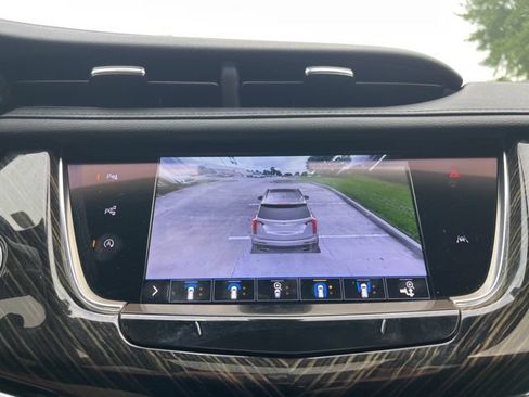 Used 2020 Cadillac XT6 Premium Luxury FWD image 31