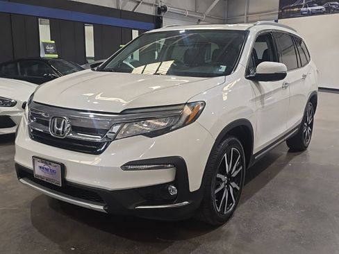 Used 2019 Honda Pilot Touring image 5