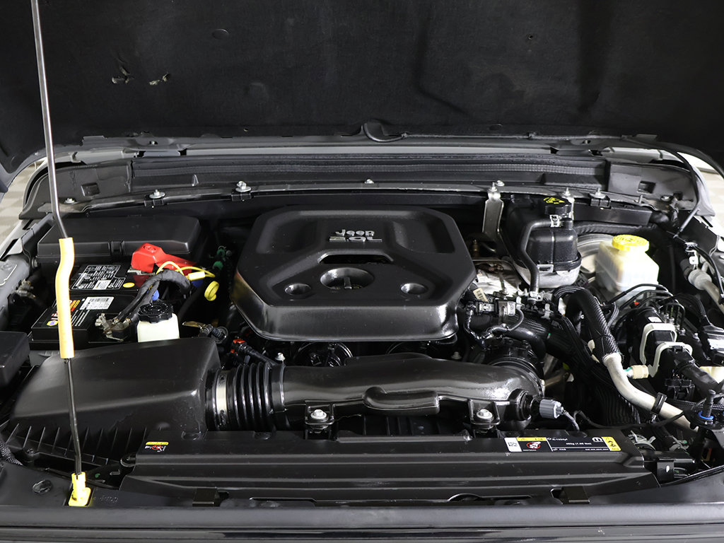 Used 2022 Jeep Wrangler Sport AWD/4WD image 17