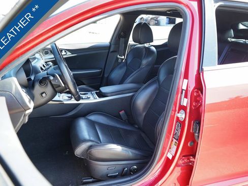 Used 2020 Kia Stinger GT2 image 8